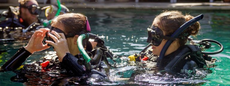 Scuba diving pool ok divers bali