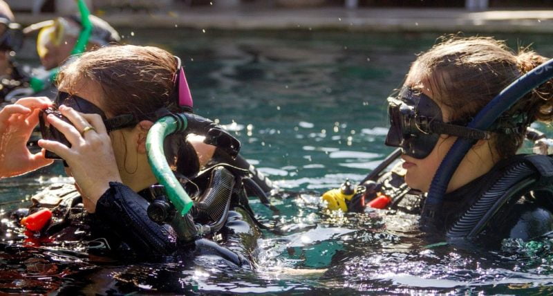 Scuba diving pool ok divers bali